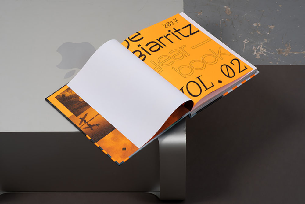 企業(yè)集團年鑒設(shè)計,英文年鑒設(shè)計案例欣賞