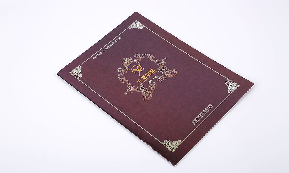 創(chuàng)意畫冊(cè)設(shè)計(jì)制作哪個(gè)好？