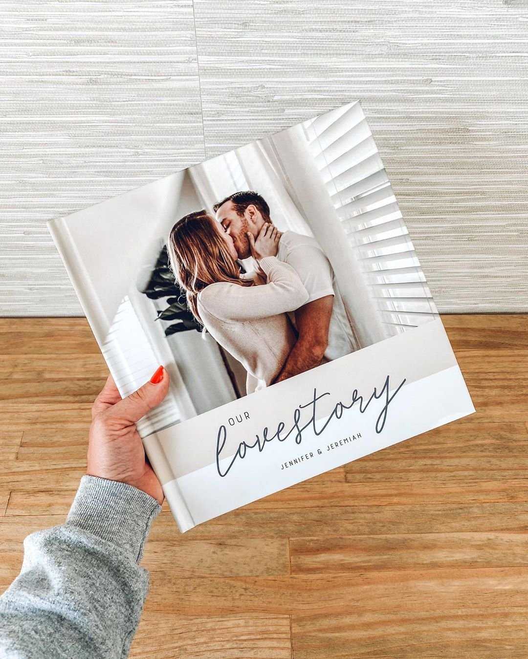 集團(tuán)制作紀(jì)念冊(cè)大概多少錢(qián)