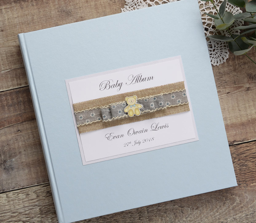 單位印刷紀(jì)念畫冊制作